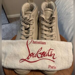Beige Christian Louboutin Louis Sneakers